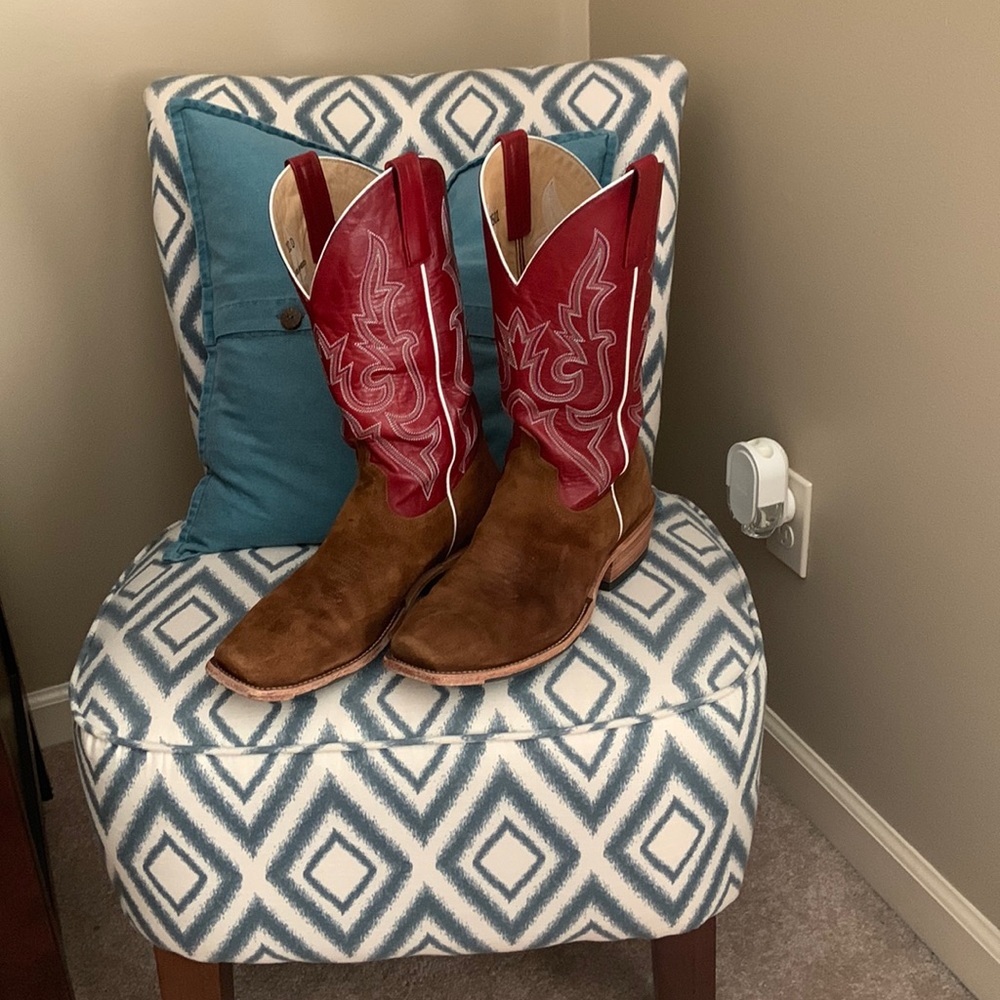 Rough out boots